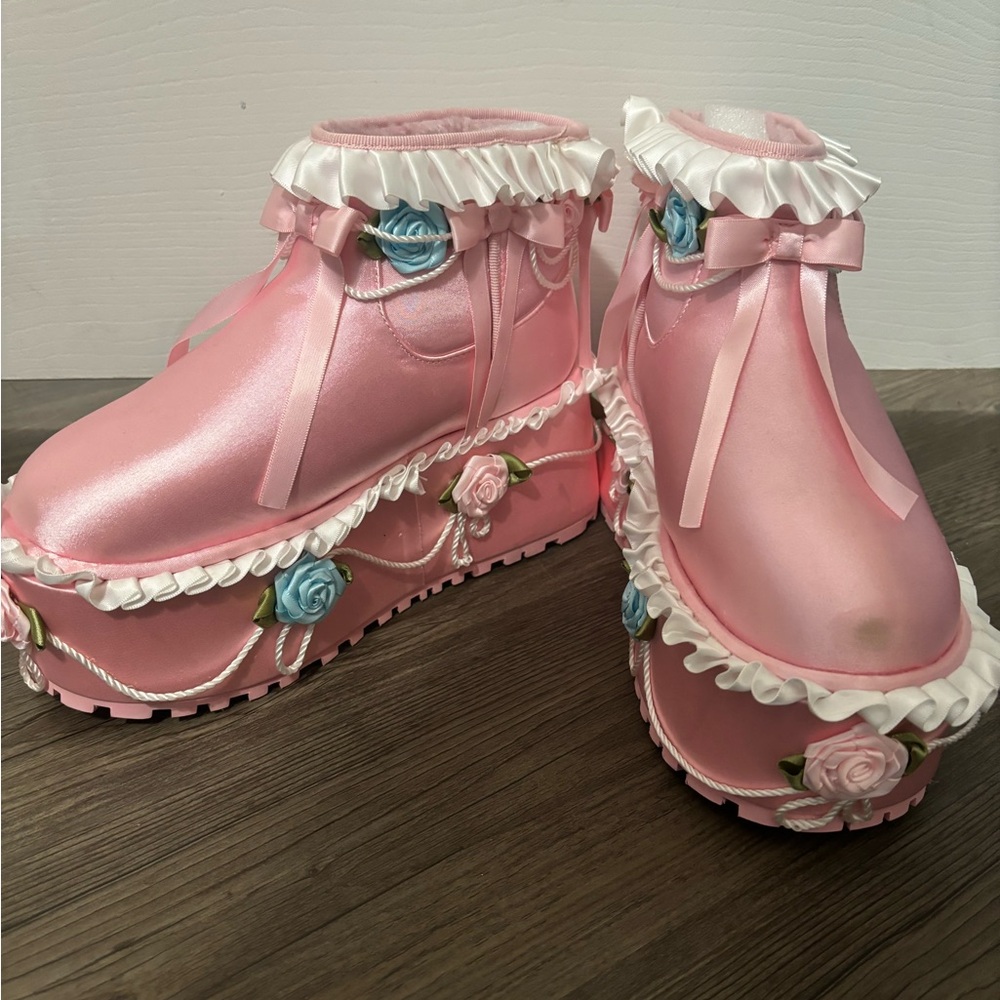 Dolls Kill / Sugar Thrillz Just Desserts Ankle Boots - Picture 6 of 13